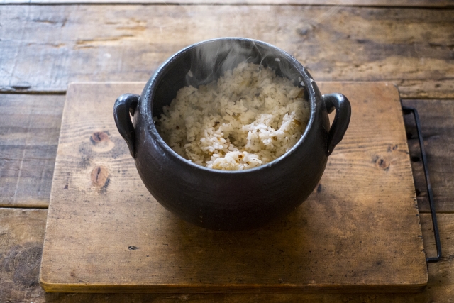 玄米を土鍋で美味しく炊く方法＆おすすめ料理とお菓子レシピ