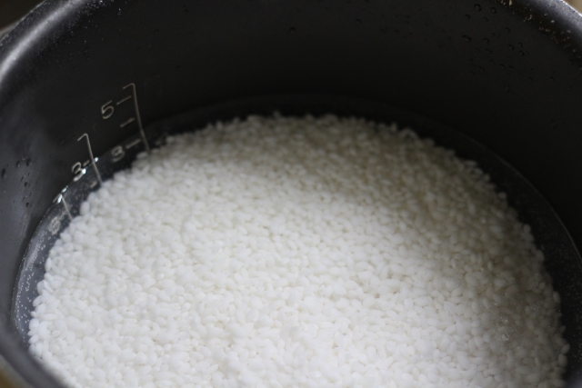 お米を上手に計る！計量カップの違いと一合の量を知ろう