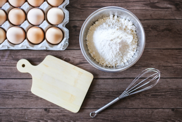 電子レンジで手軽に調理！卵を使う絶品デザートレシピ