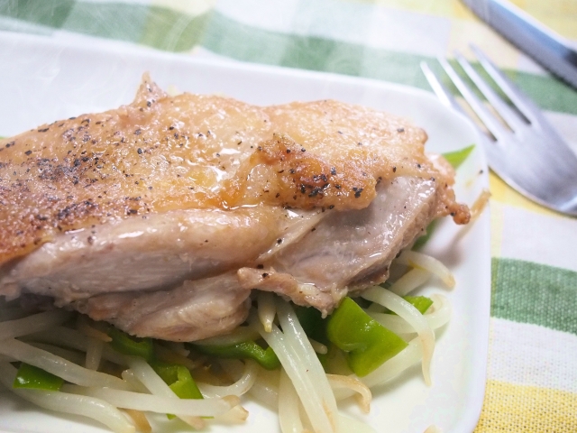 鶏肉を電子レンジで調理！玉ねぎも一緒に使うレシピとは？